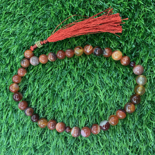 Aqeeq Sulemani Tasbeeh 10mm (33 Beads) - Image 2