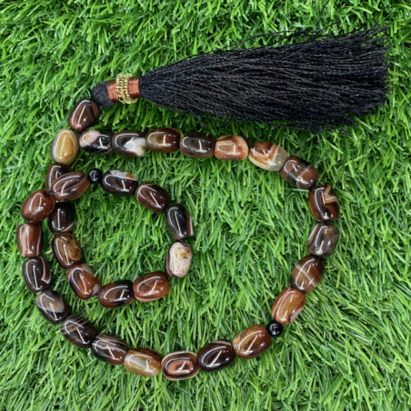 Aqeeq Sulemani Tasbeeh 13.5x10mm (33 Beads) - Image 2