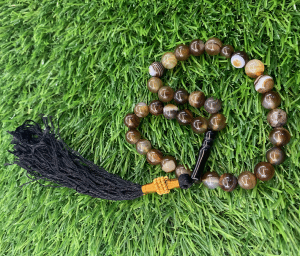Aqeeq Sulemani Tasbeeh 8.5mm (33 Beads) - Image 2