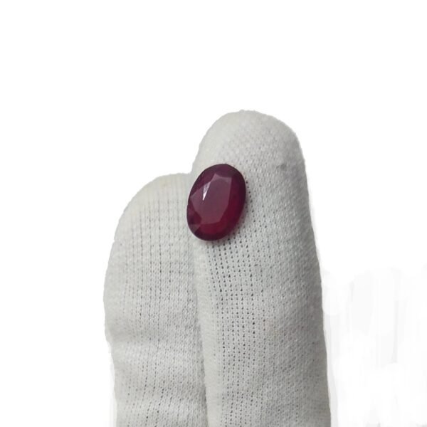Tanzania Ruby Yaqoot 3.65ct - Image 2