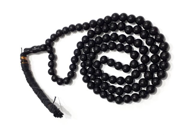 Aqeeq Black