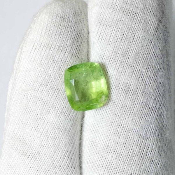 Peridot 3.55ct - Image 2