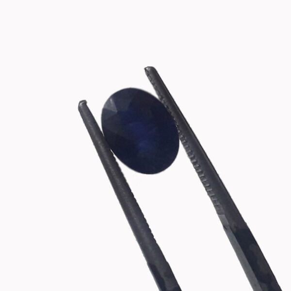 African blue sapphire 2.10ct