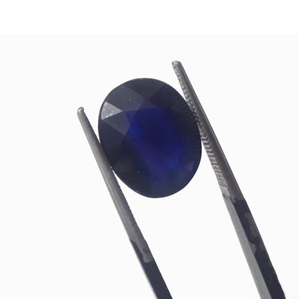 African blue sapphire 6.70ct
