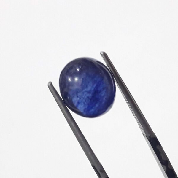 African blue sapphire 6.75ct