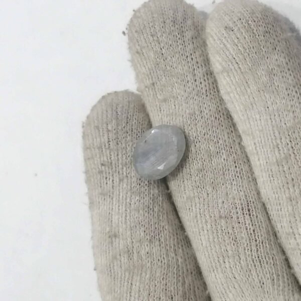White Ceylon Sapphire 5.70ct - Image 2