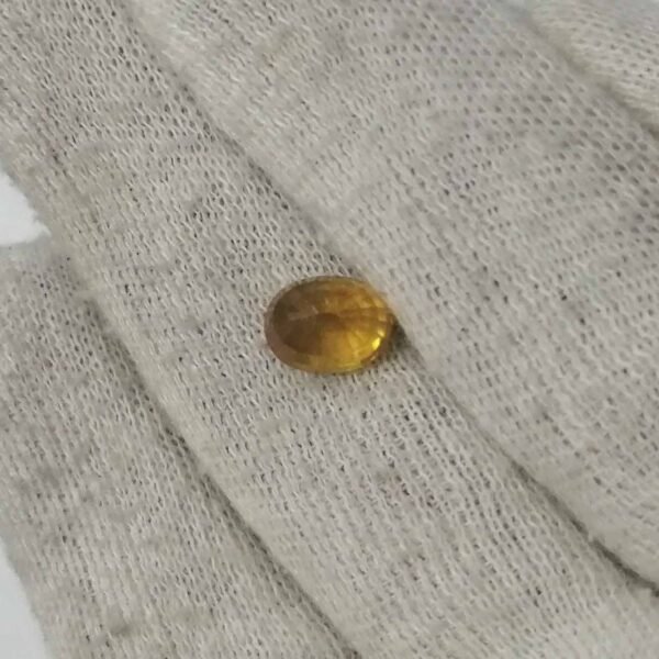Yellow Sapphire 3.25ct - Image 2