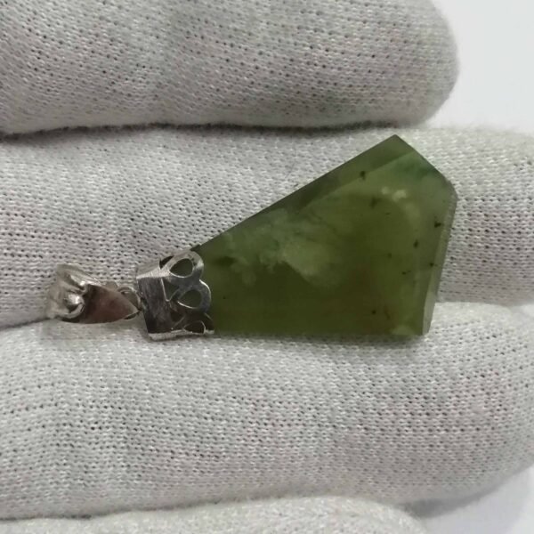 Peridot locket 33.40ct - Image 3