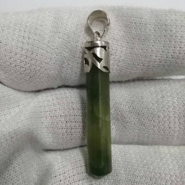 Peridot locket 28.60ct - Image 2