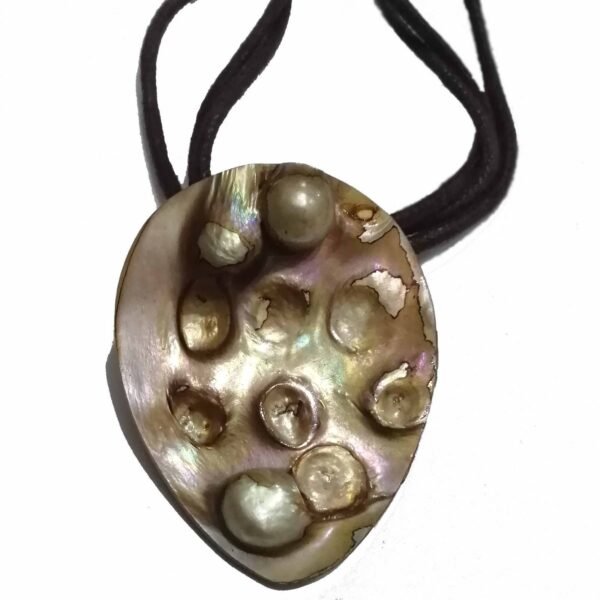 Pearl locket 903-202