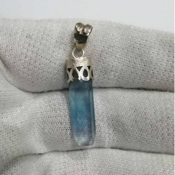 Flowite Locket 14.85ct - Image 2