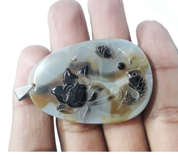 Agate locket 133.30ct - Image 2