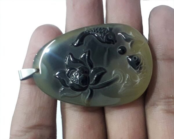 Agate locket 135.10ct - Image 2