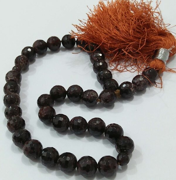 Garnet - Image 4