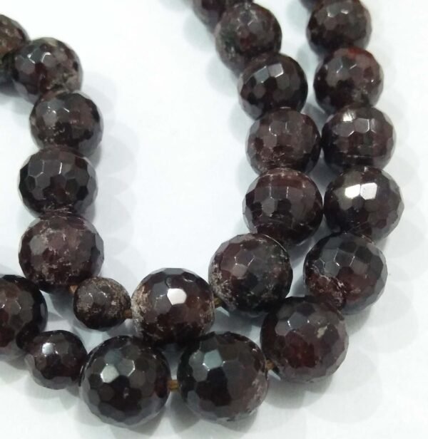 Garnet - Image 5