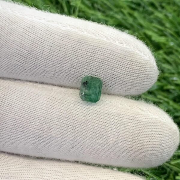 Emerald Swat 1.40ct - Image 3