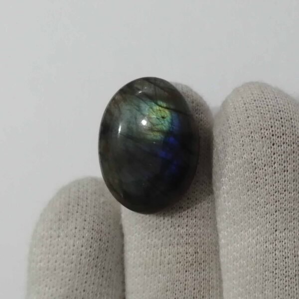 Labradorite 33.20ct - Image 2