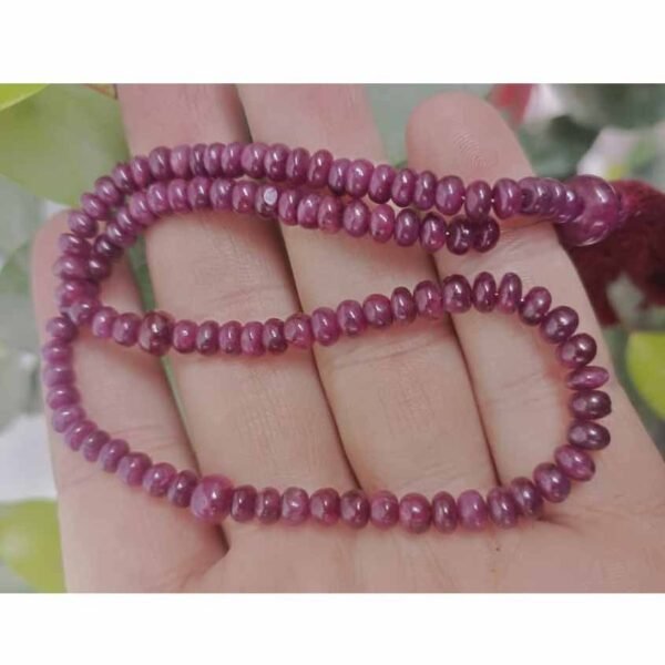 Ruby 5mm 33 beads